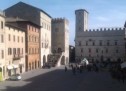 Urban trekking among tales and legends in Medieval Italy