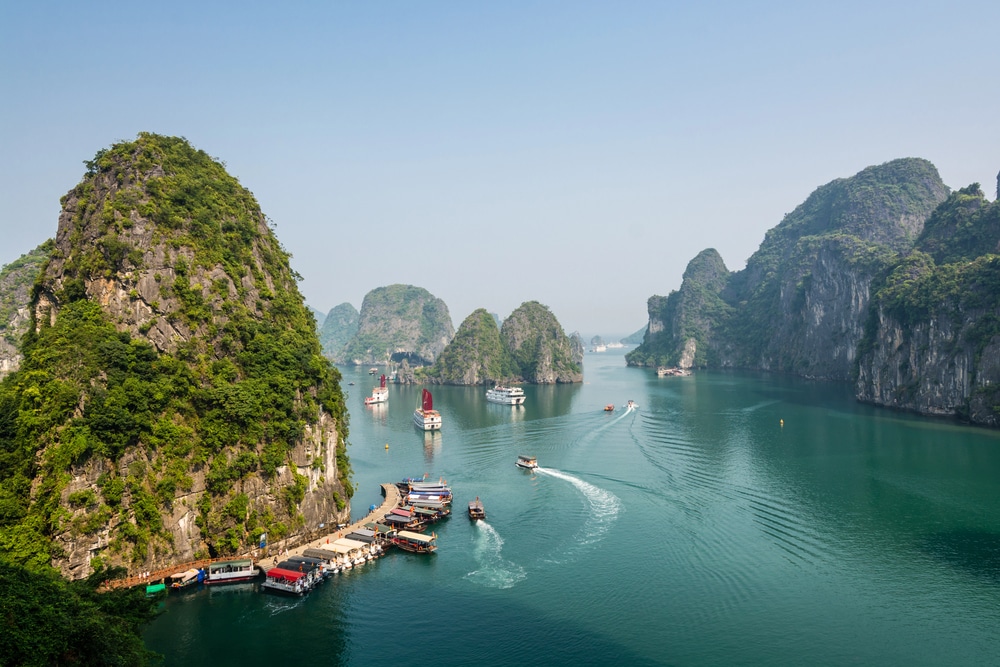 Ha Long Bay Travel Guide: Exploring Vietnam’s Dragon of the Sea