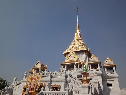Wat Traimit Temple - Bangkok, Thailand