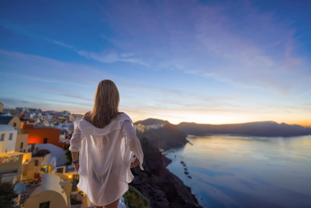 girl in santorini