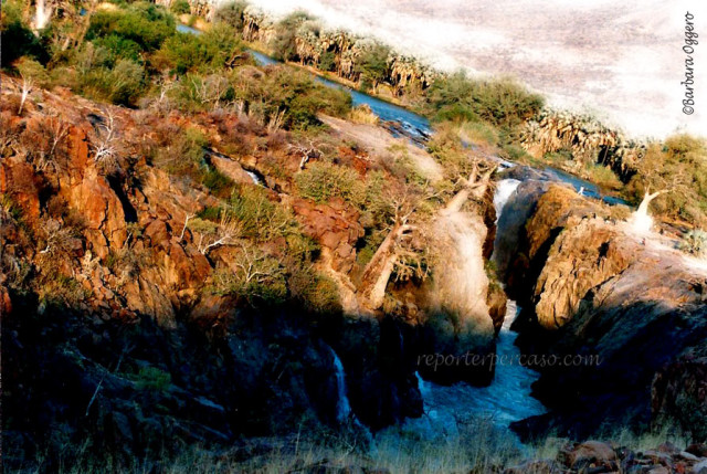 Epupa-Falls-01